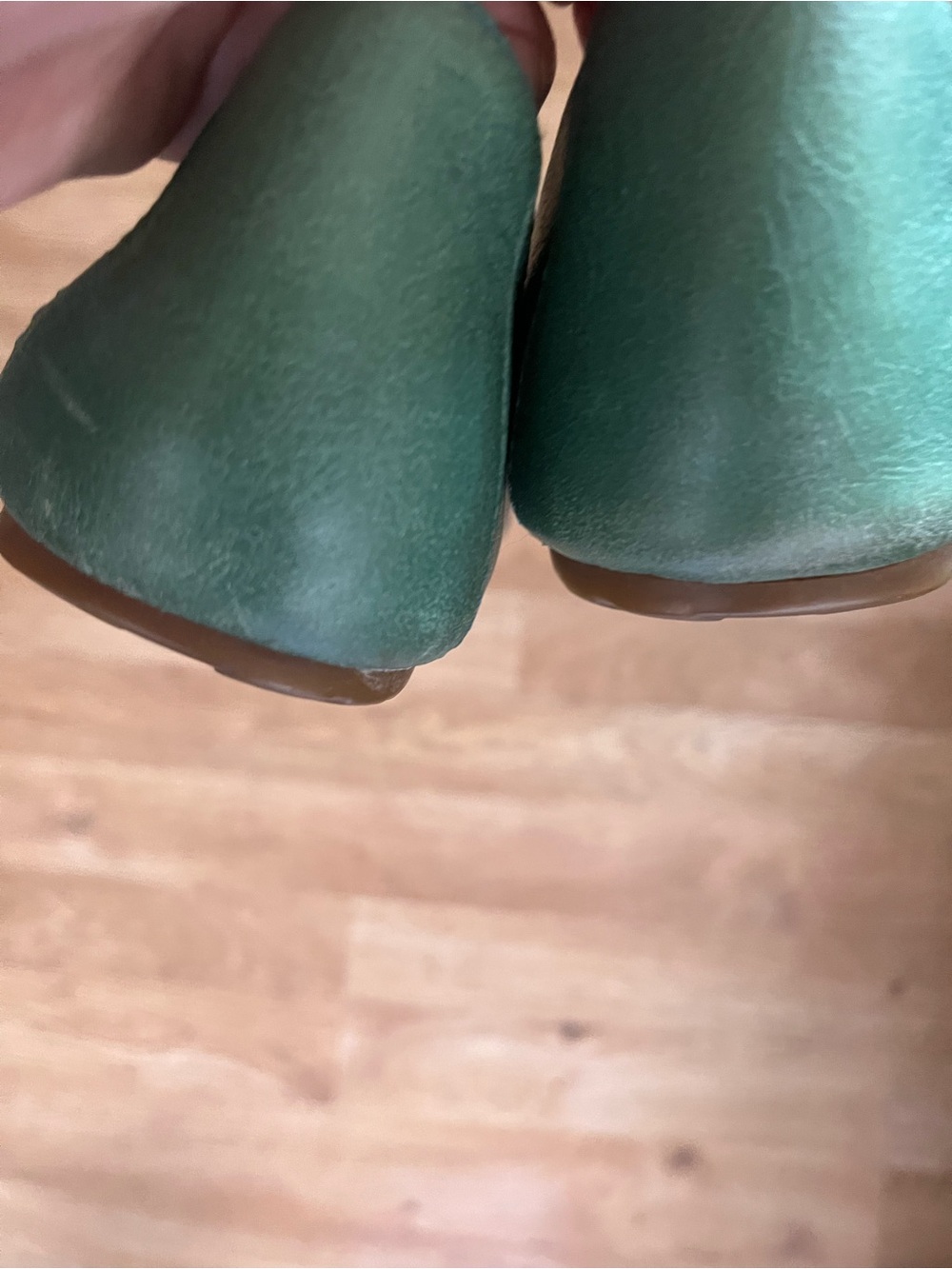 Born (Børn) Green Leather Flower-Toe Ballet Flats – Women's Size 9 - Picture 6 of 6